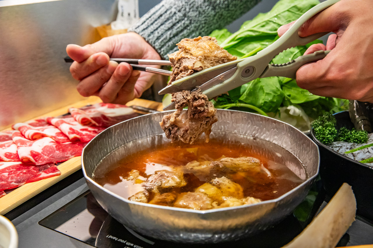 桃園青埔美食,桃園IKEA美食,二旭鍋