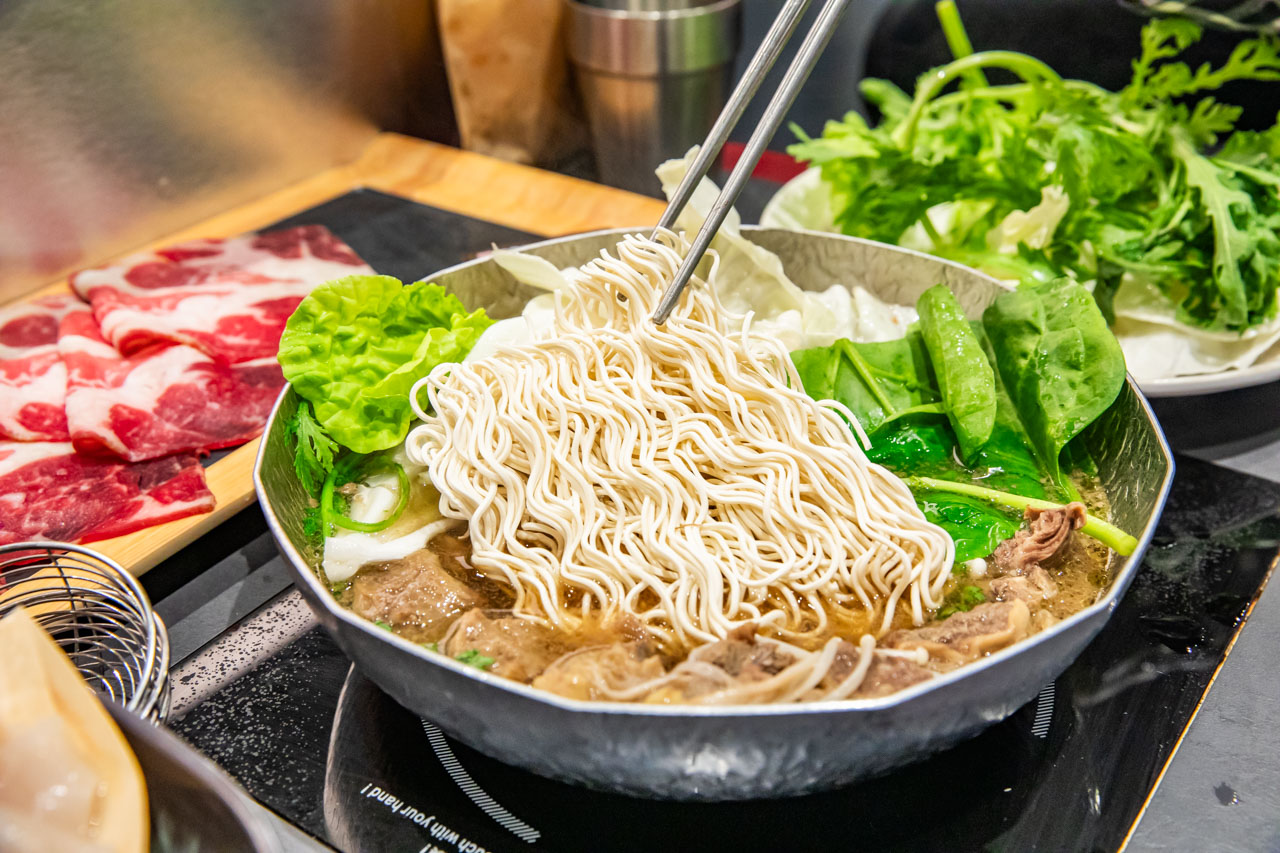 桃園青埔美食,桃園IKEA美食,二旭鍋