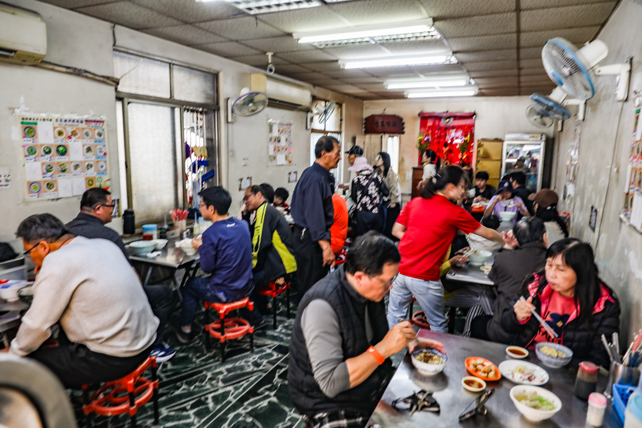 高雄美食,高雄小吃, 名家手工潮州餛飩麵 高雄美食,高雄小吃, 名家手工潮州餛飩麵