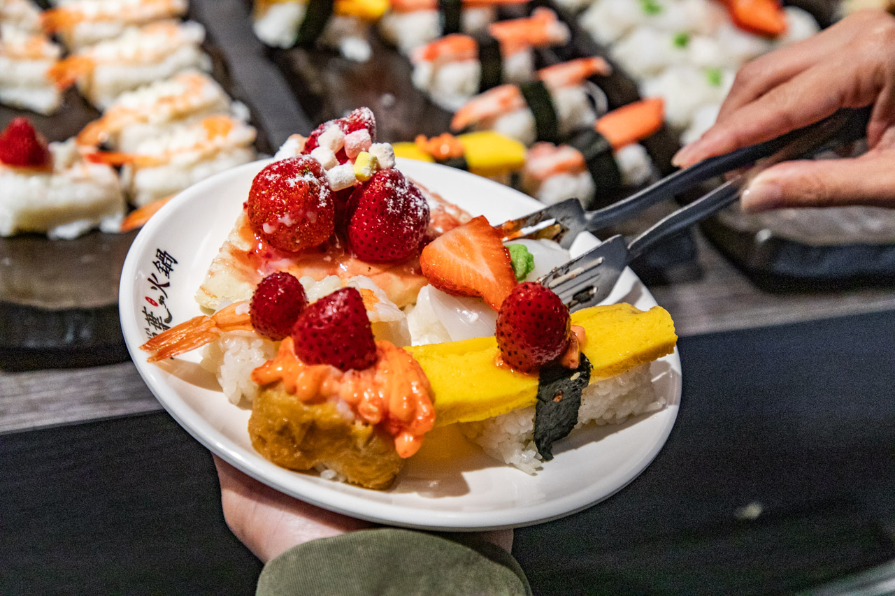 三重美食,三重吃到飽,羽葉麻辣火鍋三重都會館
