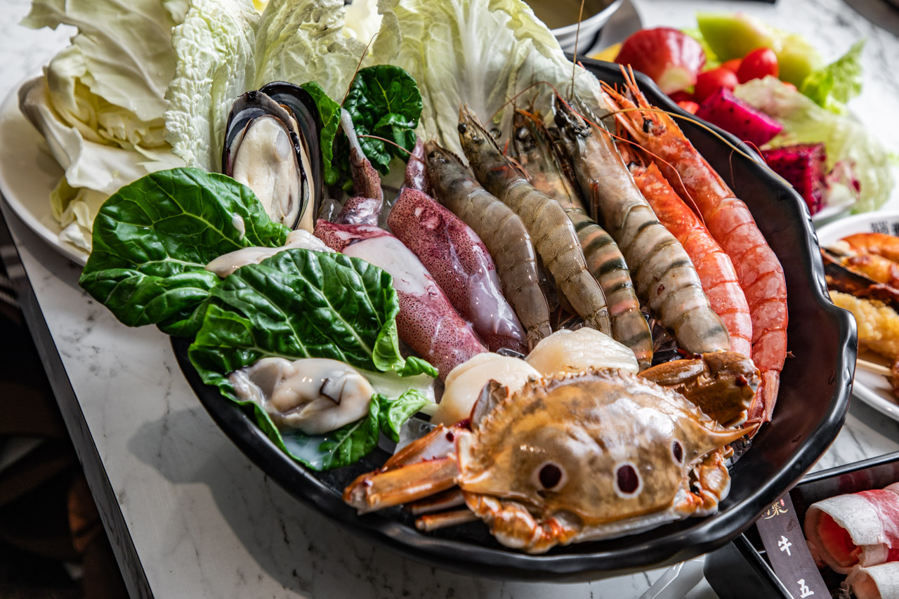 三重美食,三重吃到飽,羽葉麻辣火鍋三重都會館