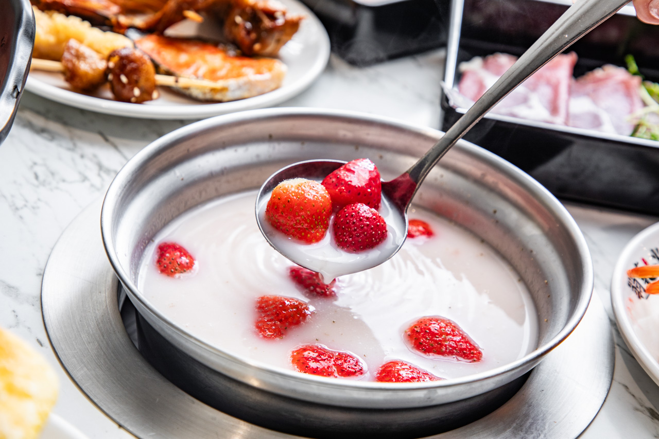 三重美食,三重吃到飽,羽葉麻辣火鍋三重都會館