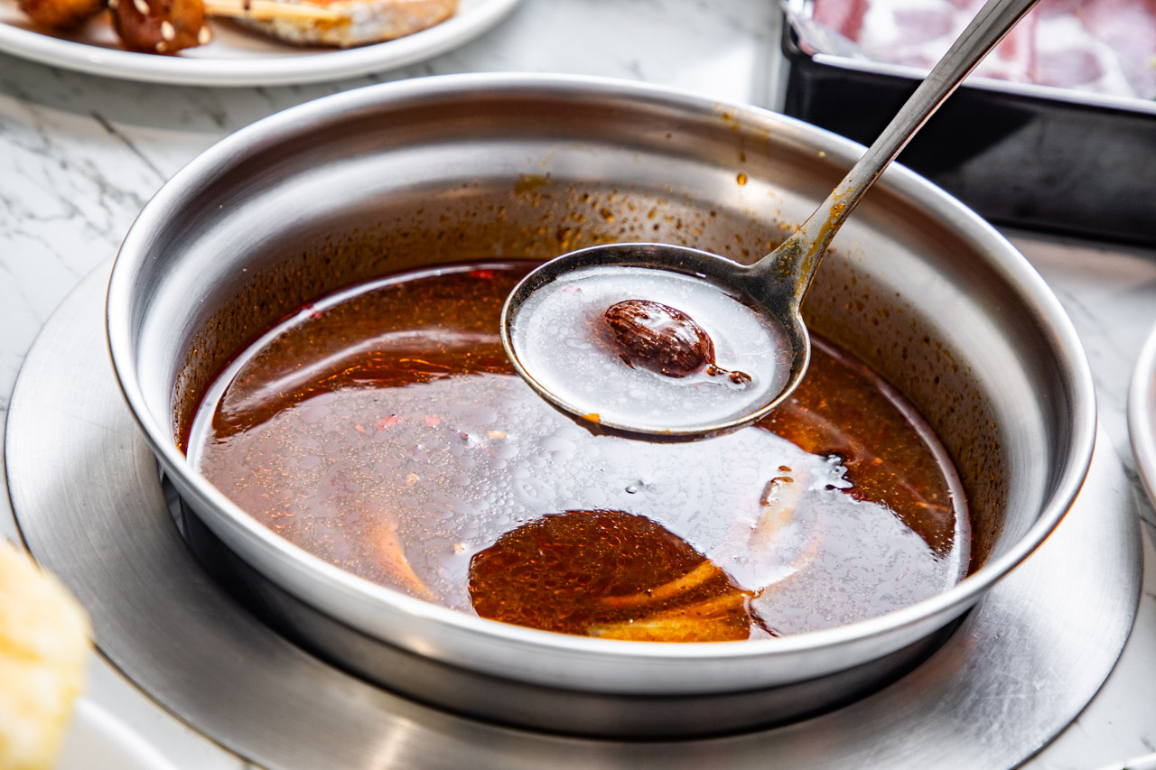 三重美食,三重吃到飽,羽葉麻辣火鍋三重都會館