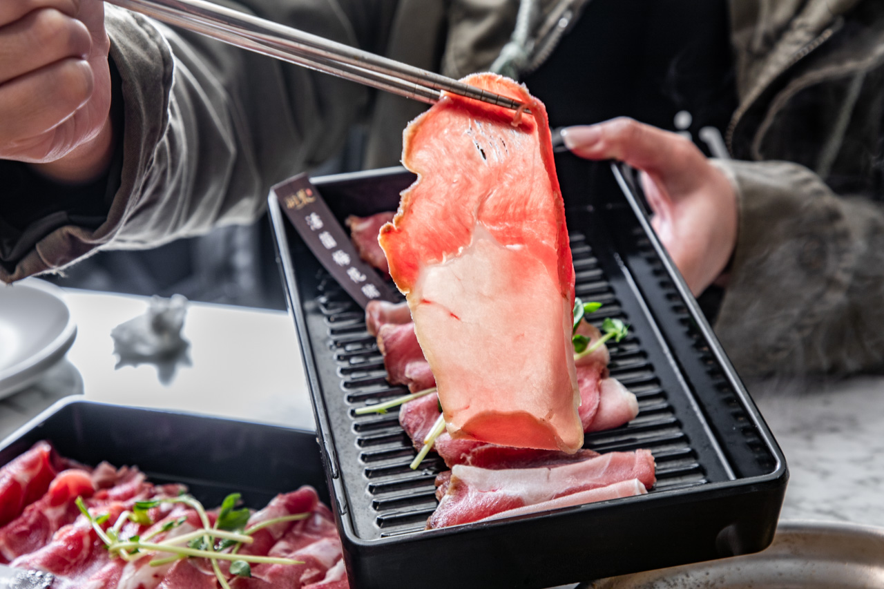 三重美食,三重吃到飽,羽葉麻辣火鍋三重都會館