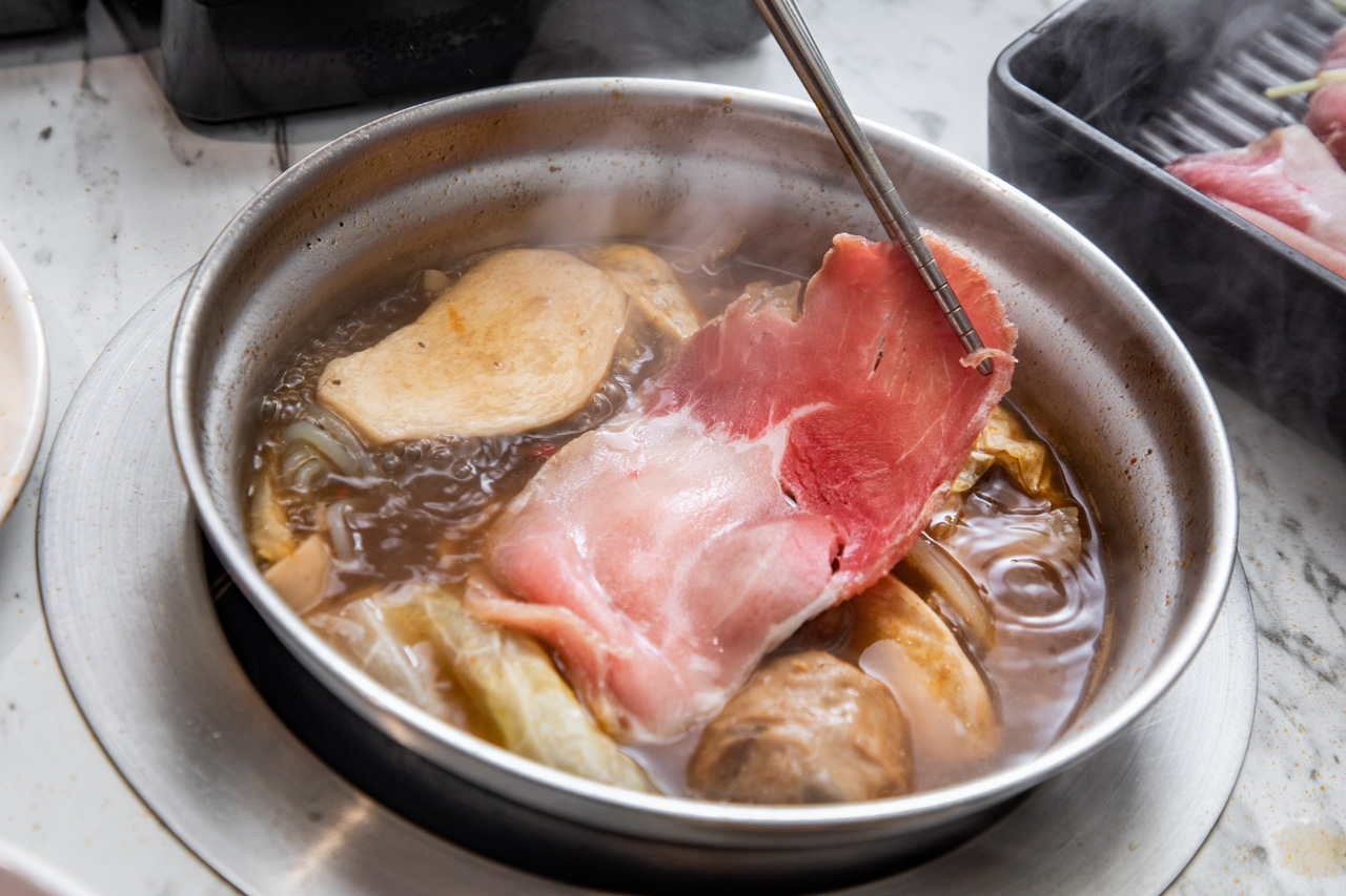 三重美食,三重吃到飽,羽葉麻辣火鍋三重都會館