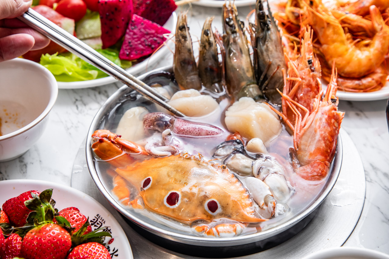 三重美食,三重吃到飽,羽葉麻辣火鍋三重都會館