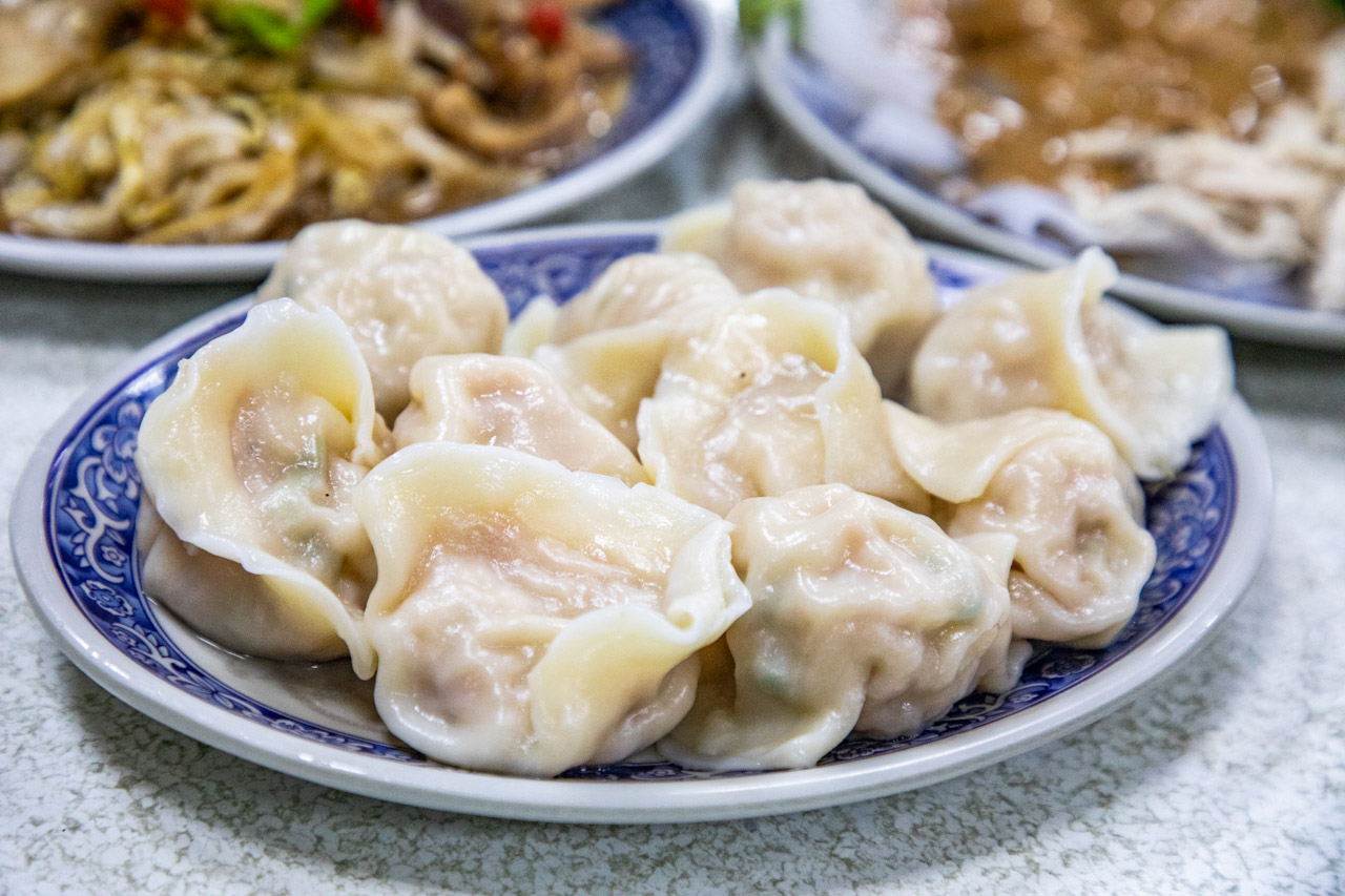 中壢美食,中壢酸白菜鍋,一畝田拉麵水餃