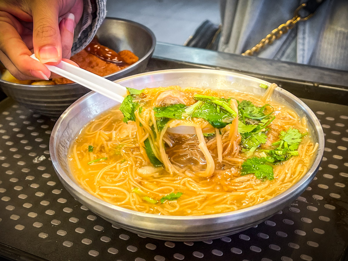 中壢美食,中壢宵夜, 板橋中山公園蚵仔麵線甜不辣(中壢延平店)