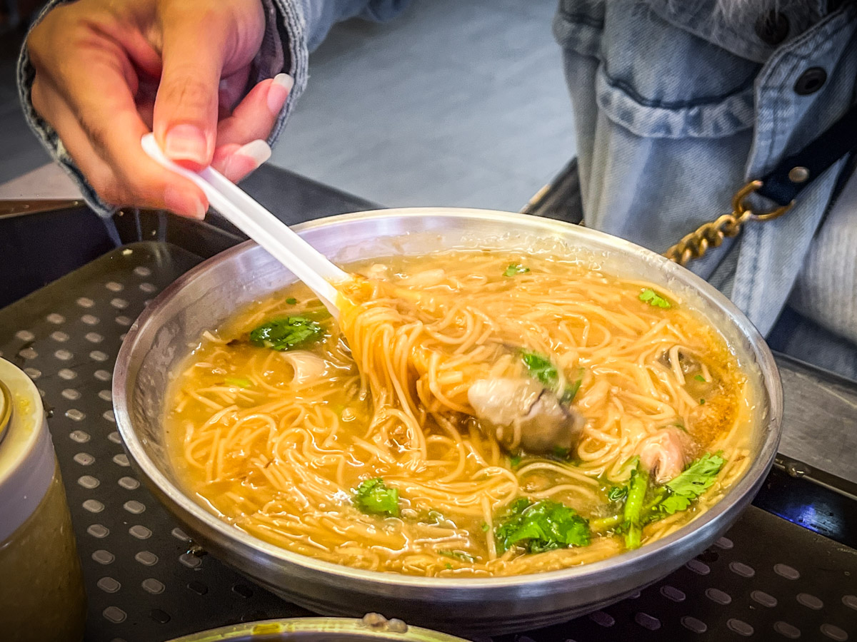 中壢美食,中壢宵夜, 板橋中山公園蚵仔麵線甜不辣(中壢延平店)