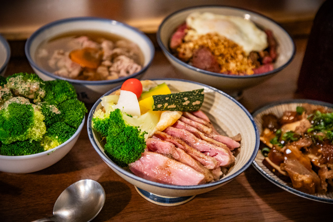 新竹美食,新竹丼飯,硬派主廚的軟嫩料理-東門市場