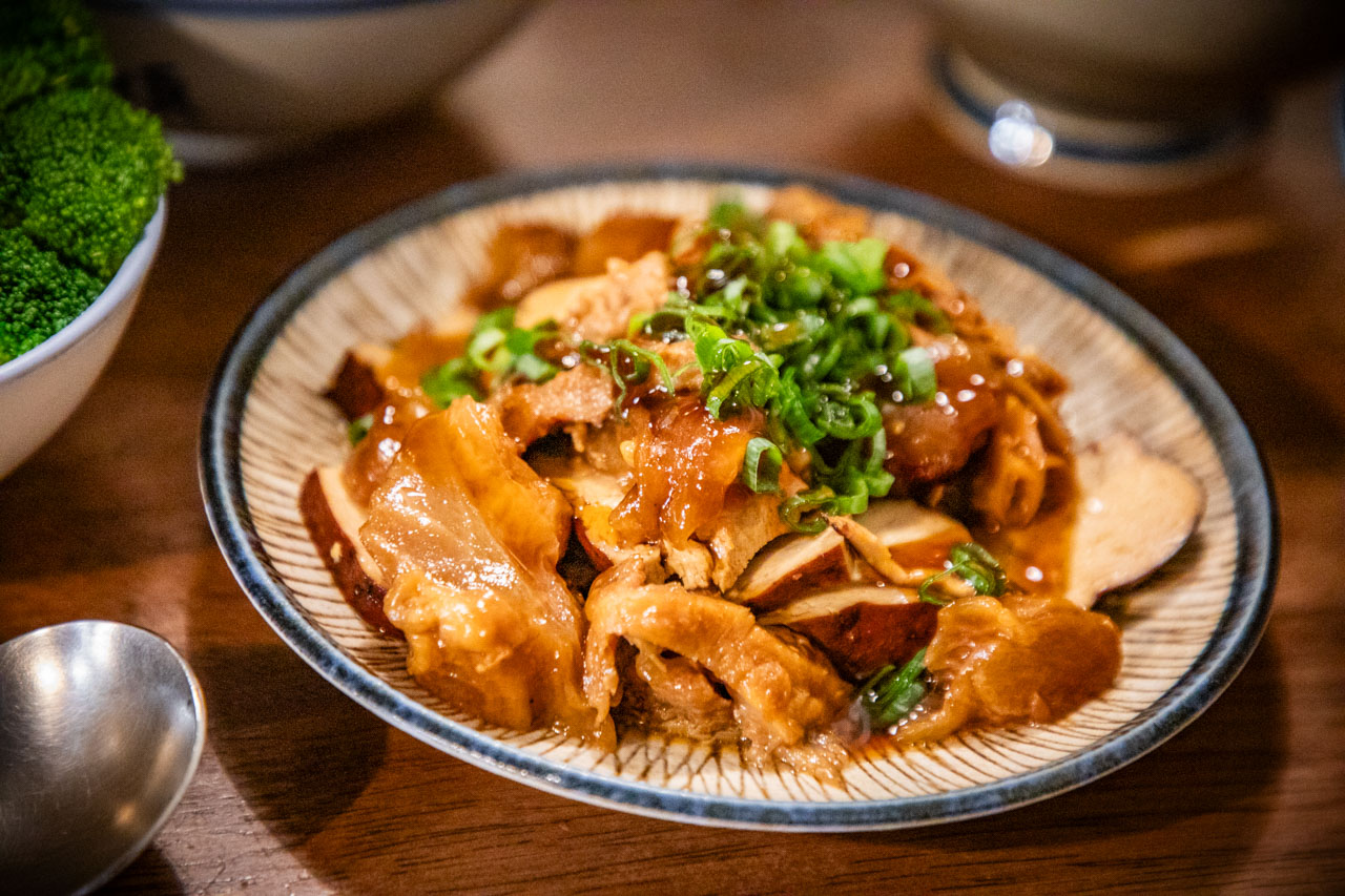 新竹美食,新竹丼飯,硬派主廚的軟嫩料理-東門市場