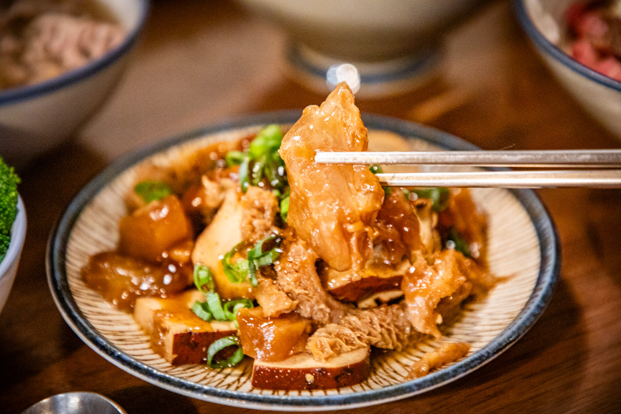 新竹美食,新竹丼飯,硬派主廚的軟嫩料理-東門市場