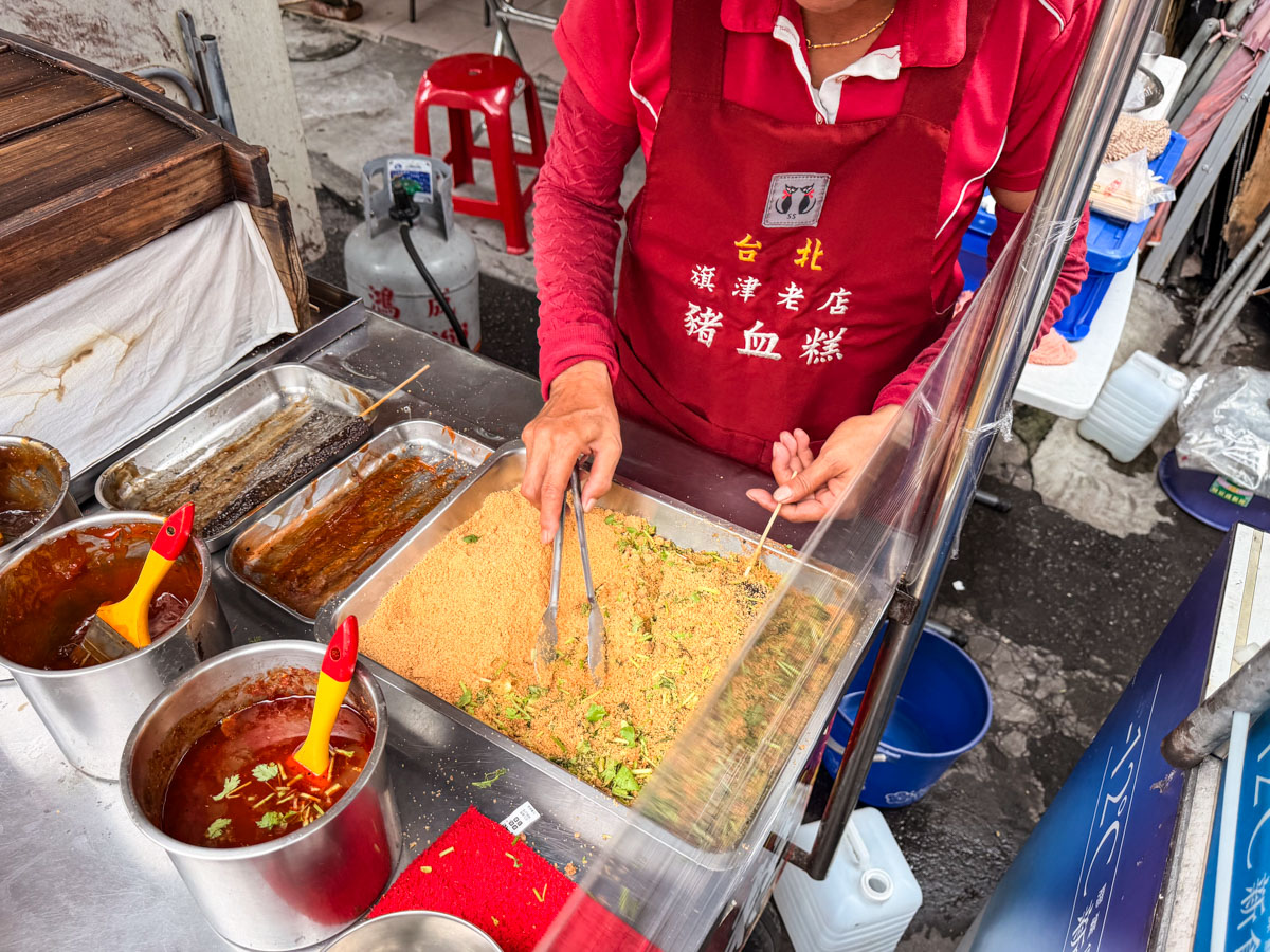 旗津老街美食,旗津小吃,旗津台北老店豬血糕