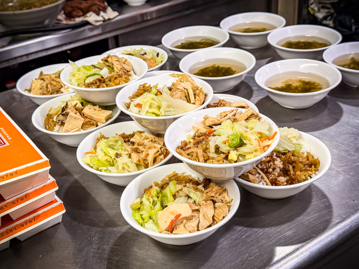 西門町美食,萬年大樓美食,金園排骨萬年店 西門町美食,萬年大樓美食,金園排骨萬年店