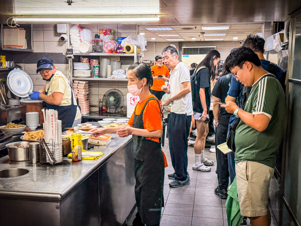 西門町美食,萬年大樓美食,金園排骨萬年店
