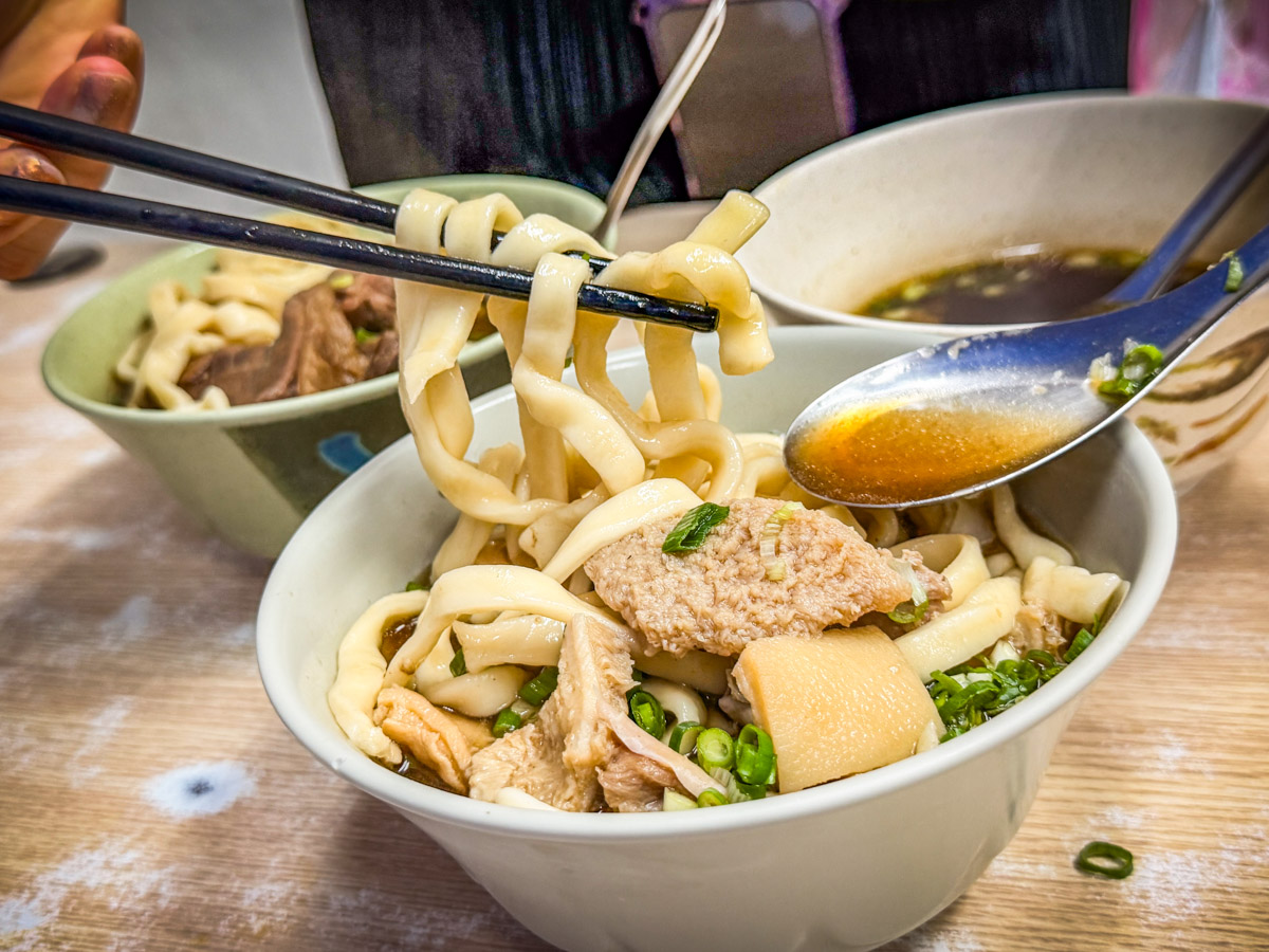台北牛肉麵,西門町牛肉麵,老劉刀切牛肉麵