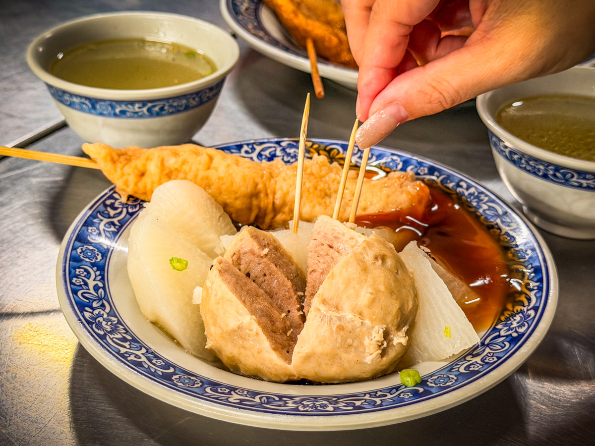 台南美食,台南香腸,體育場阿輝黑輪