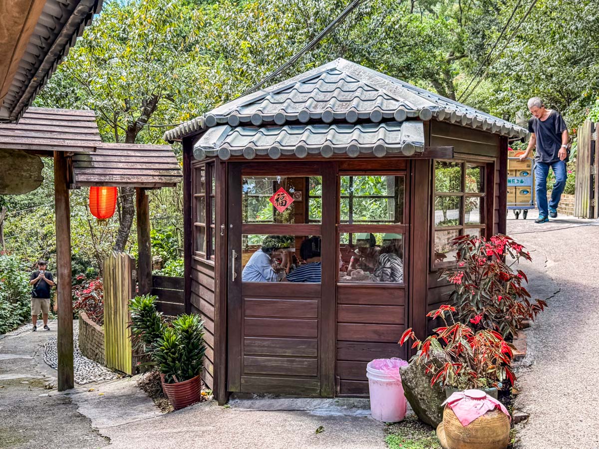 台北土雞,台北美食,碧瑤山莊庭園餐廳