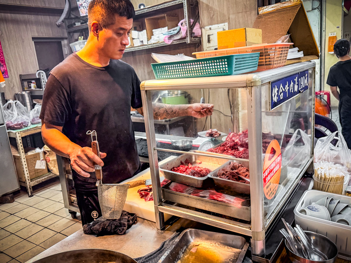 台南美食,台南牛肉湯,鬍鬚忠牛肉湯