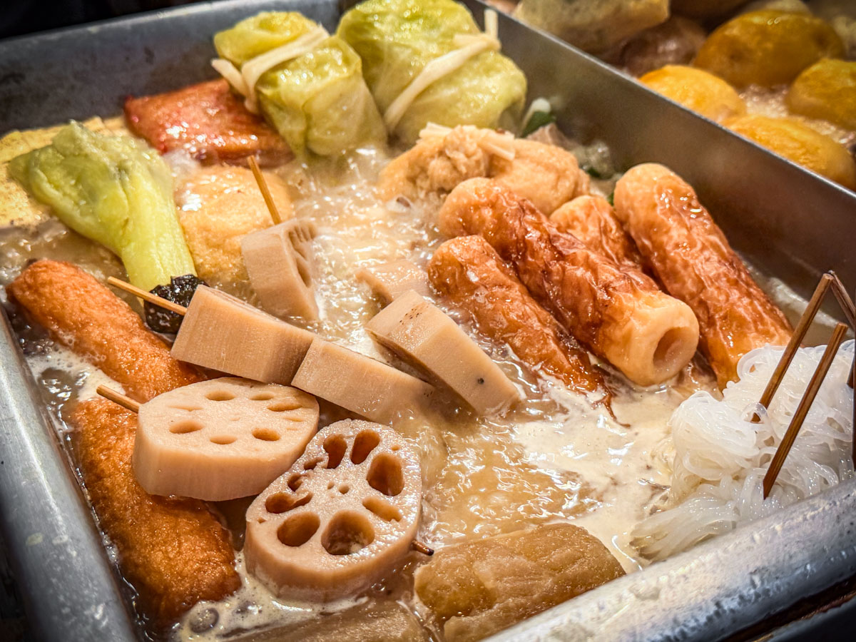 這鍋關東煮煮了180多年!現存最古老關東煮店,堪稱關東煮界活化石! @大手牽小手。玩樂趣 @大手牽小手。玩樂趣